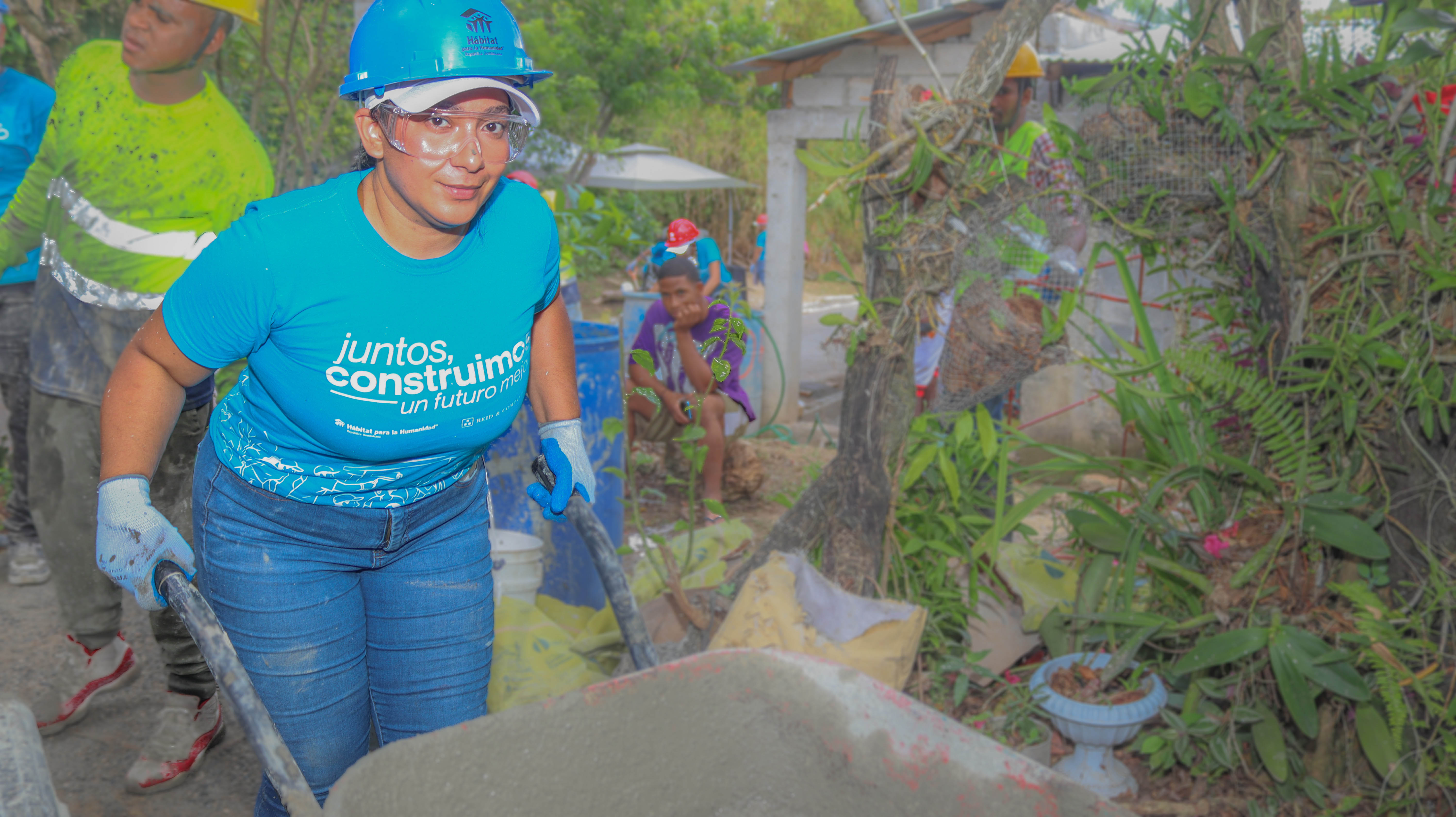 Reid & Compañía S. A. y Autocamiones S. A. transforman la vida de tres familias en San Cristóbal junto a Hábitat para la Humanidad República Dominicana — imagen 2 proporcionada por la fuente